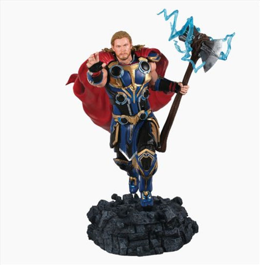 Thor 4: Love and Thunder - Thor Deluxe Gallery PVC Statue